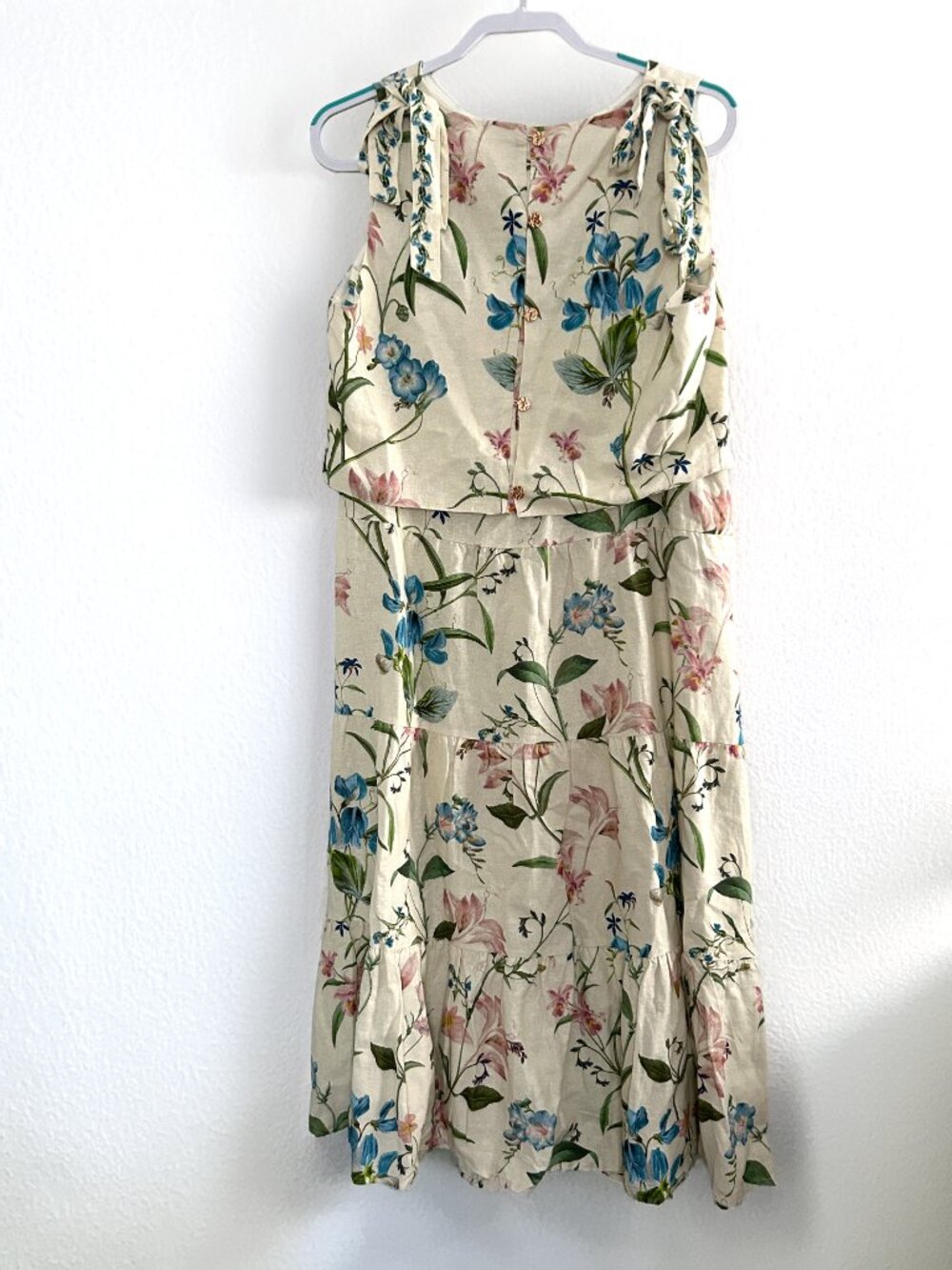 Camila Coelho Floral Linen Blend Embroidered Crop Top Maxi Skirt Set L NWT - Picture 3 of 13